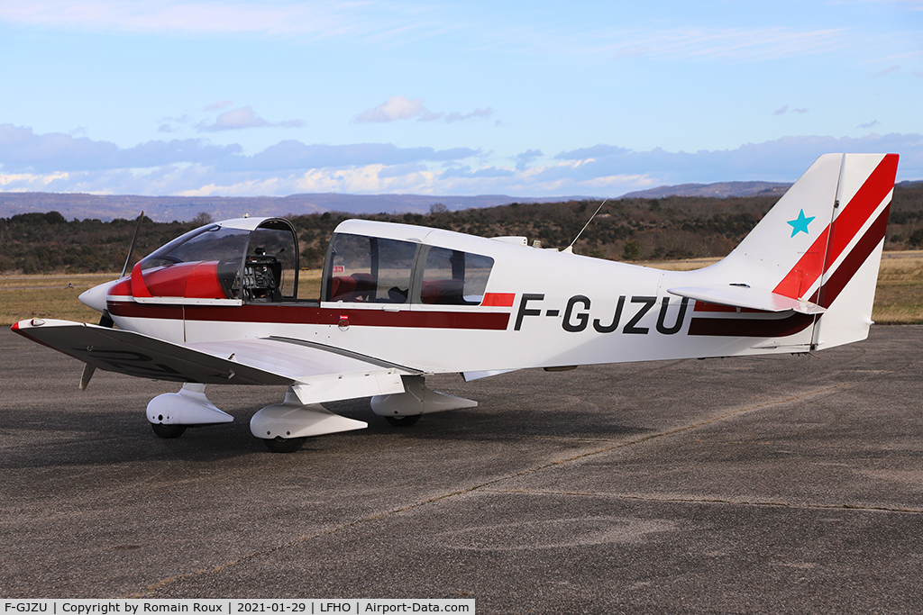 F-GJZU, Robin DR-400-120 C/N 2031, Parked