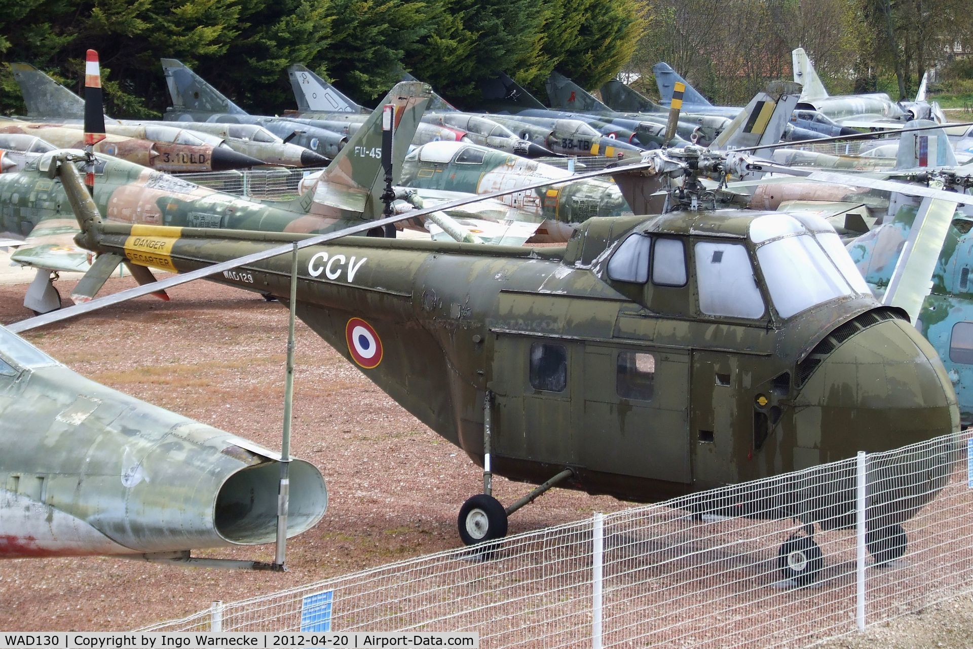 WAD130, Westland S.55 Whirlwind Srs 2 C/N WA138, Westland WS-55 Whirlwind (displayed as 'WAD129') at the Musee de l'Aviation du Chateau, Savigny-les-Beaune