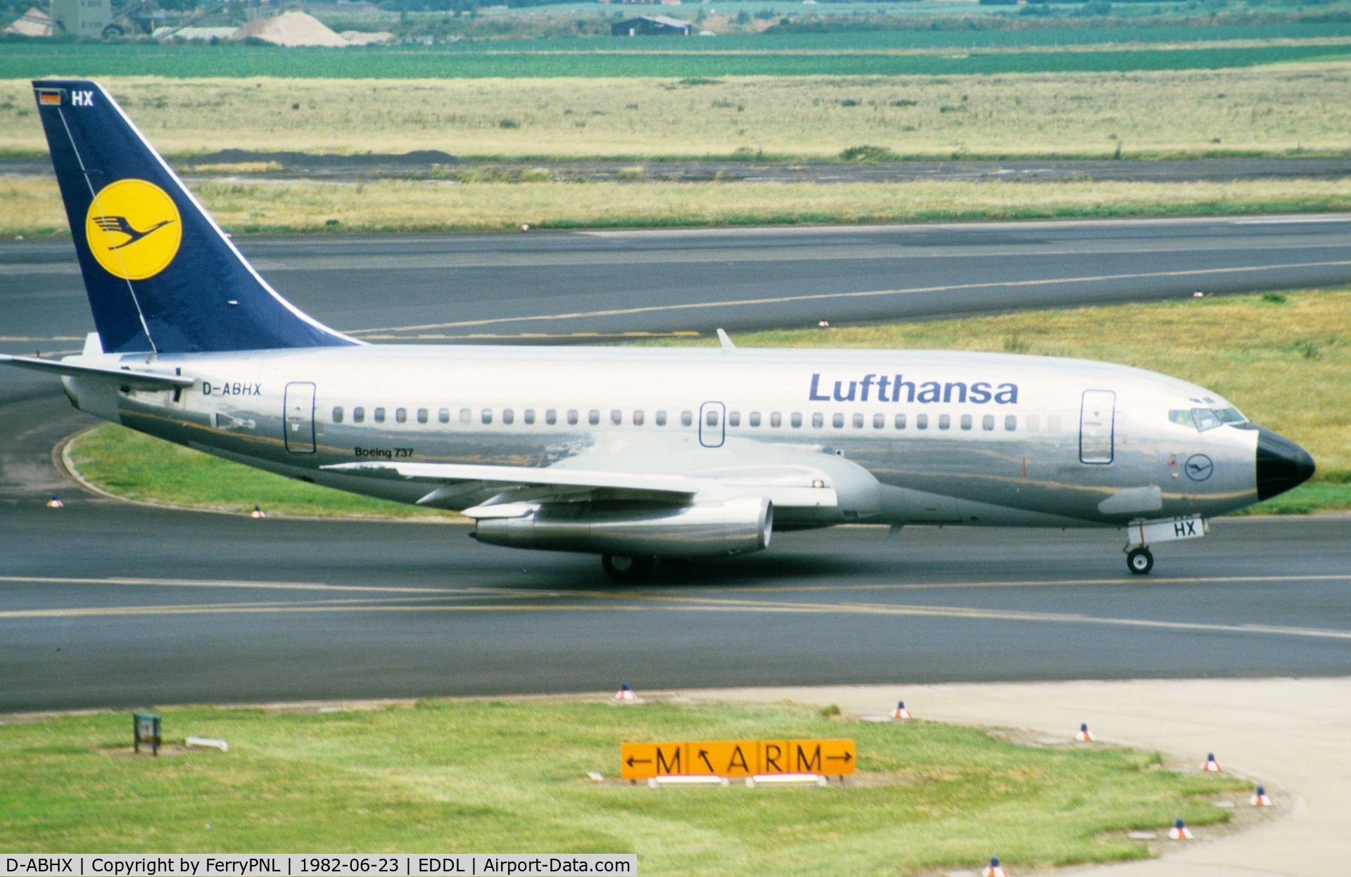 D-ABHX, 1982 Boeing 737-230 C/N 22637, Lufthansa B732 in silver