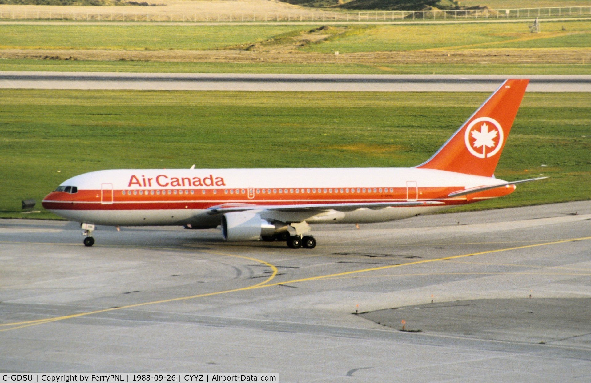 C-GDSU, 1988 Boeing 767-233 C/N 24144, Air Canada B762