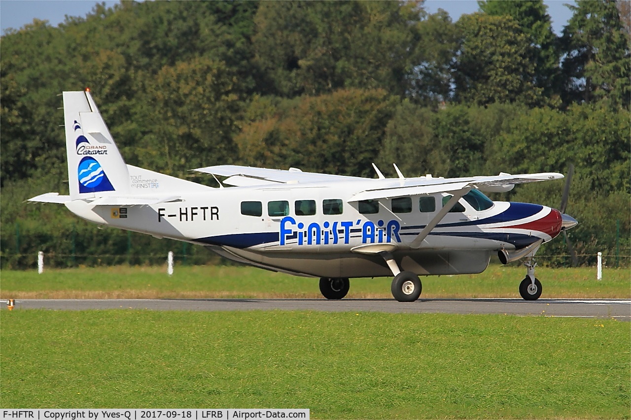 F-HFTR, 2008 Cessna 208B Grand Caravan C/N 208B-2041, Cessna 208B Grand Caravan, Take off run rwy 07R, Brest-Bretagne Airport (LFRB-BES)