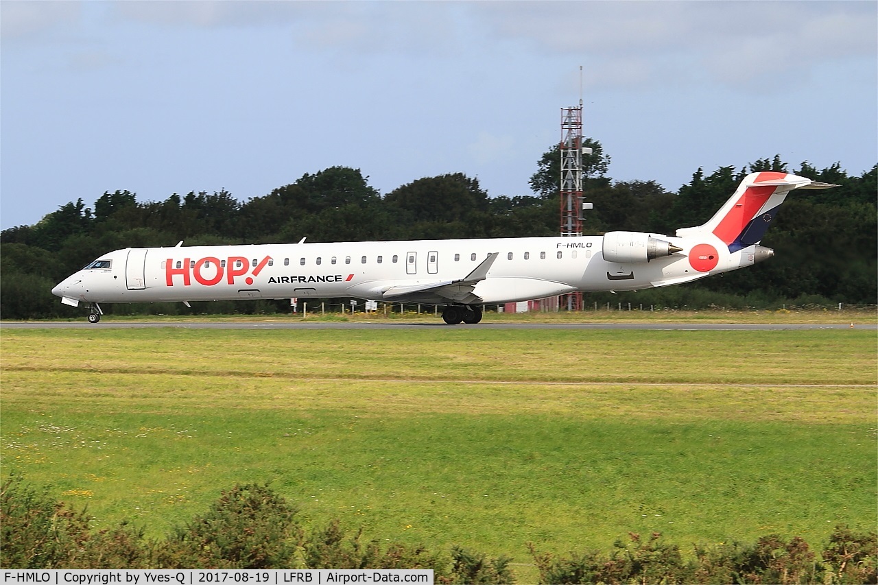 F-HMLO, 2015 Bombardier CRJ-1000EL NG (CL-600-2E25) C/N 19041, Canadair Regional Jet CRJ-1000EL, Take off run rwy 25L, Brest-Bretagne airport (LFRB-BES)