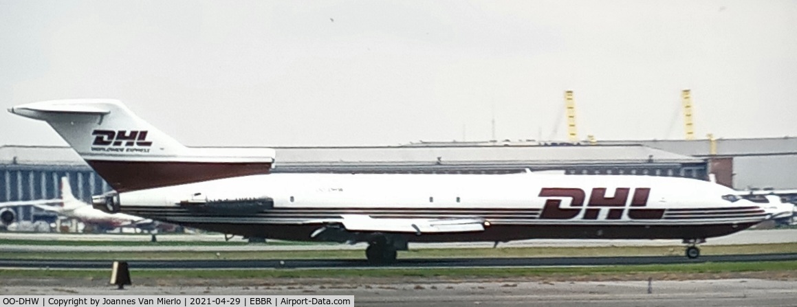 OO-DHW, 1976 Boeing 727-223(F) C/N 20993, scan from slide