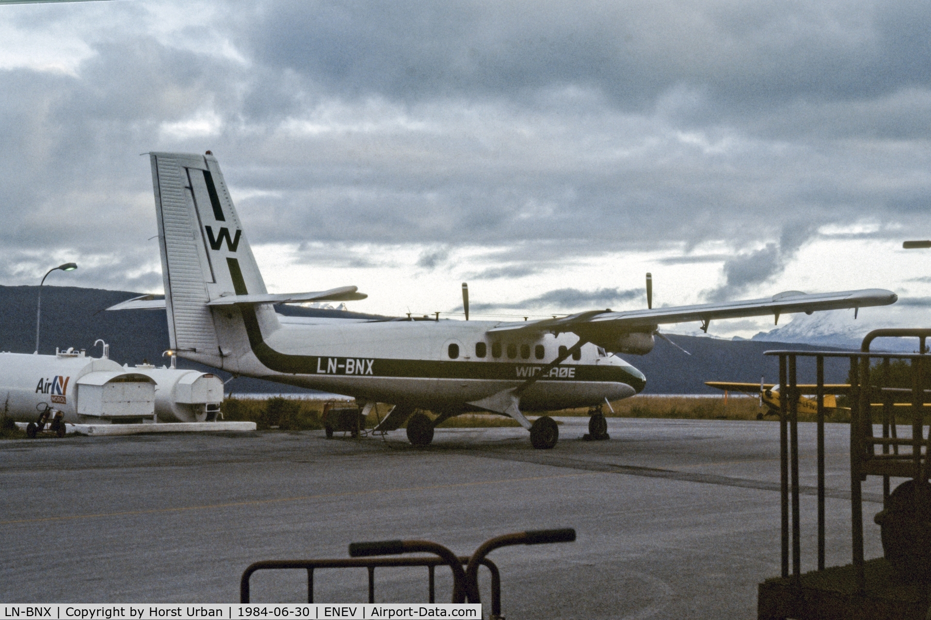 LN-BNX, 1973 De Havilland Canada DHC-6-300 Twin Otter C/N 353, Some time in 1984 or 1985 in Norway, most likely Harstad/Narvik