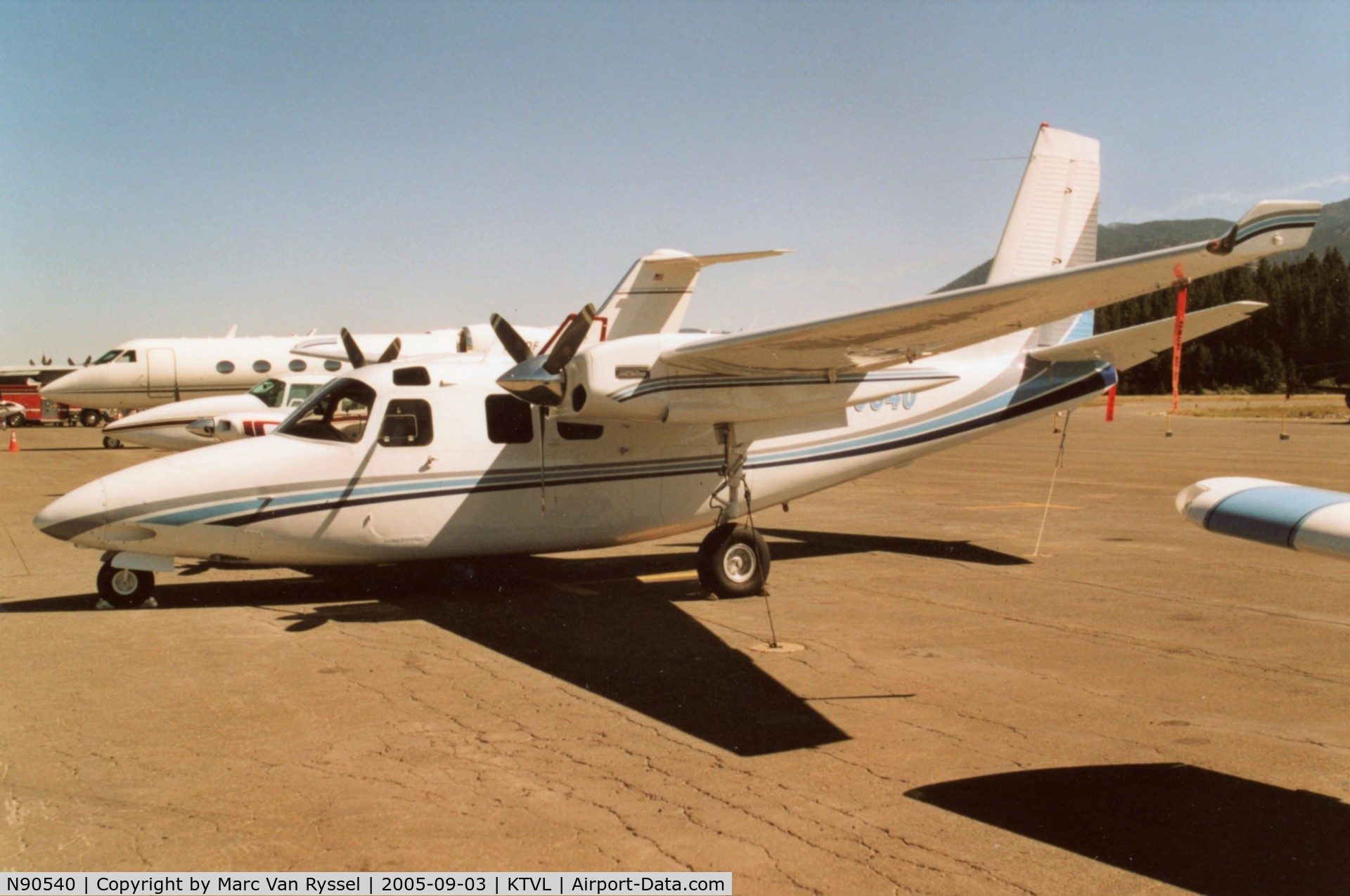 N90540, 1960 Aero Commander 500-B C/N 895-4, At Tahoe Air Fest 2005.