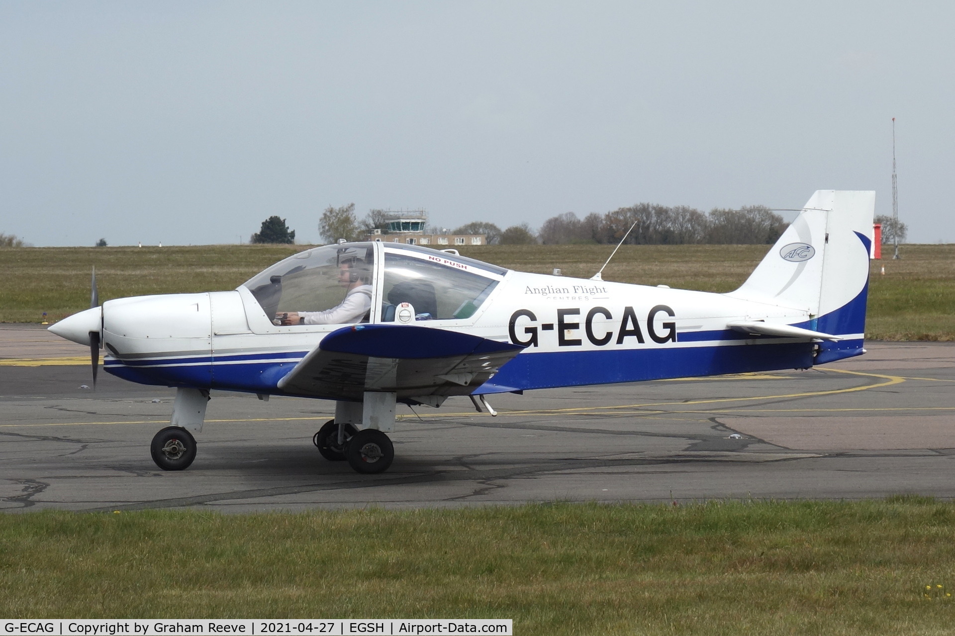 G-ECAG, 1997 Robin HR-200-120B C/N 315, Just landed at Norwich.