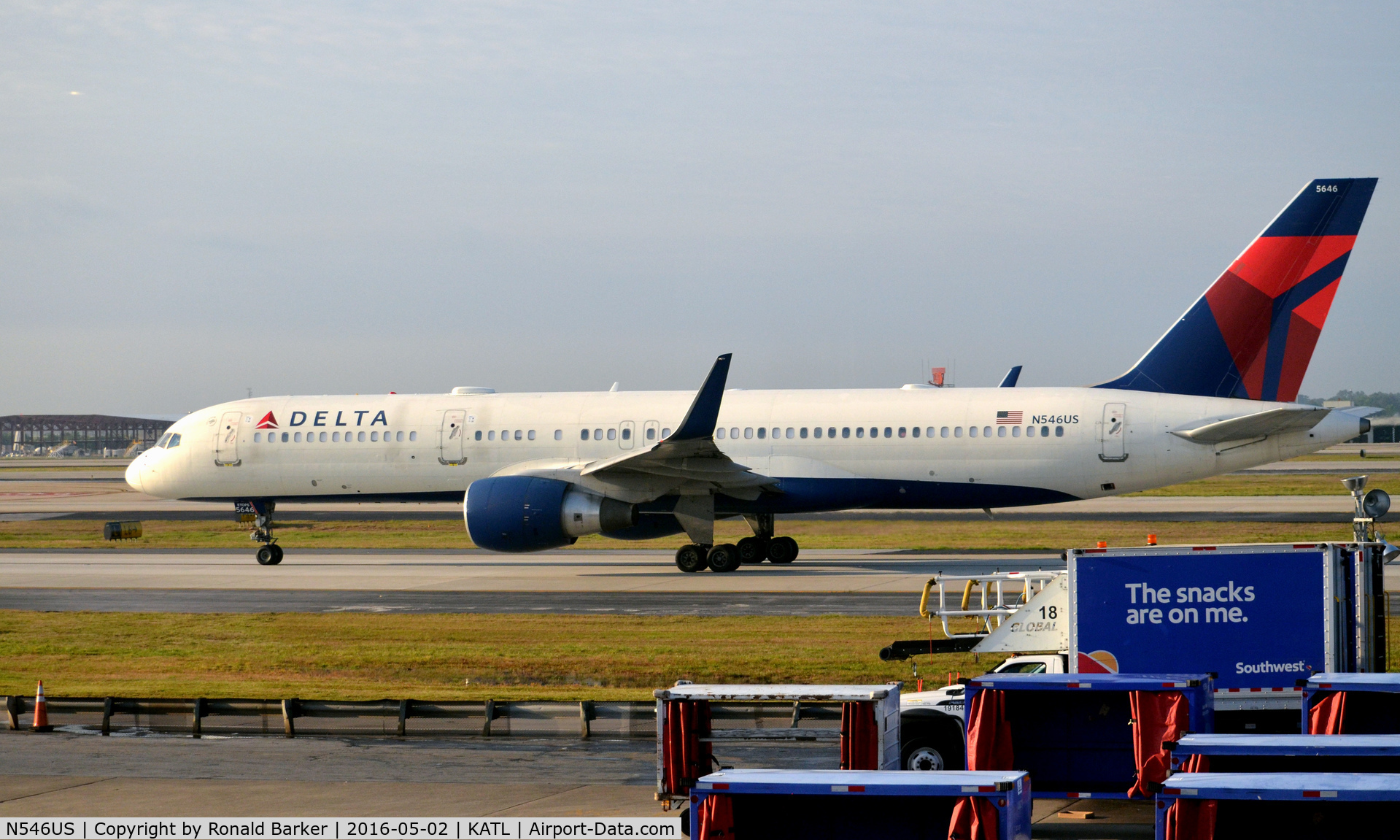 N546US, 1996 Boeing 757-251 C/N 26493, Taxi to takeoff Atlanta