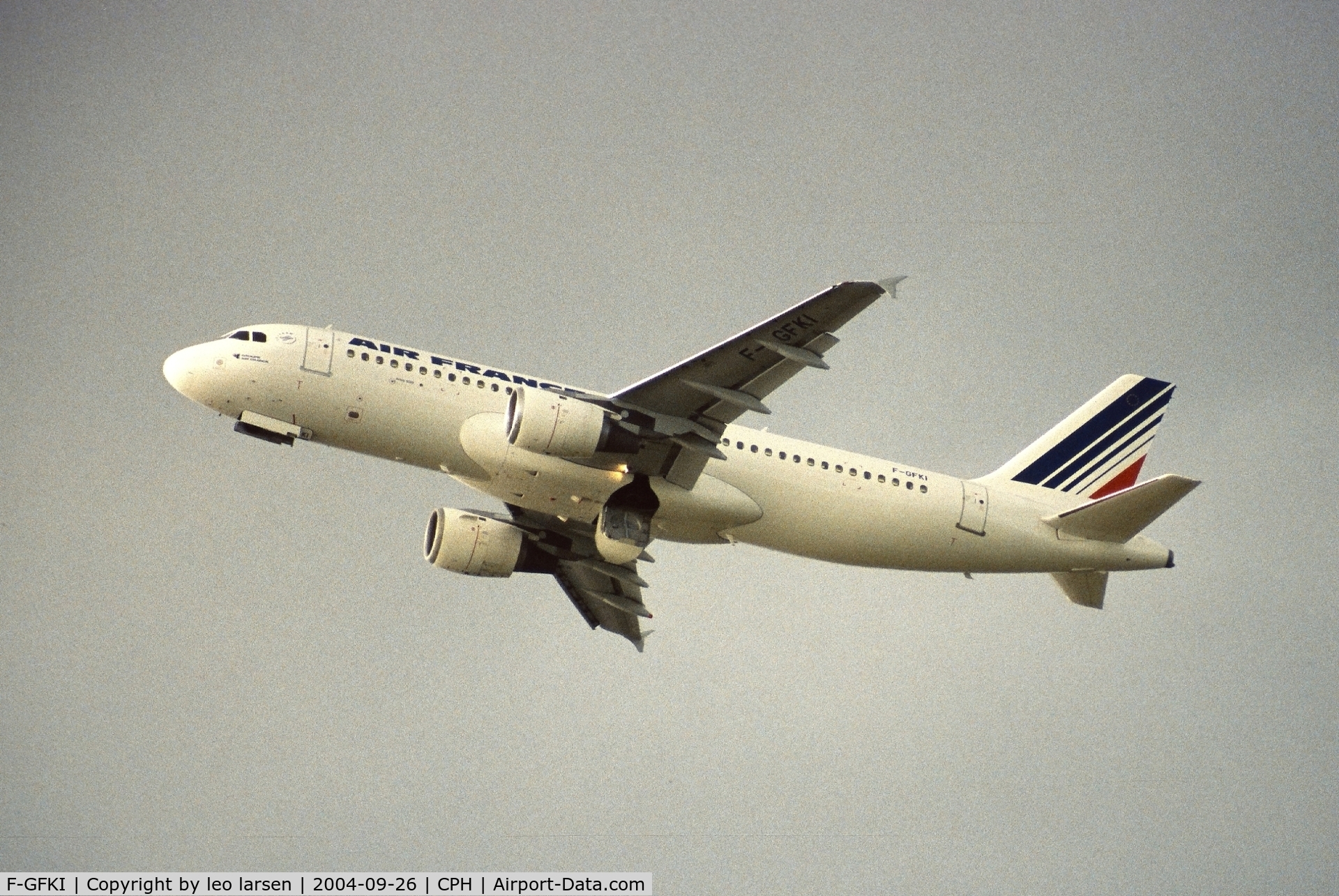 F-GFKI, 1989 Airbus A320-211 C/N 0062, Copenhagen 26.9.2004