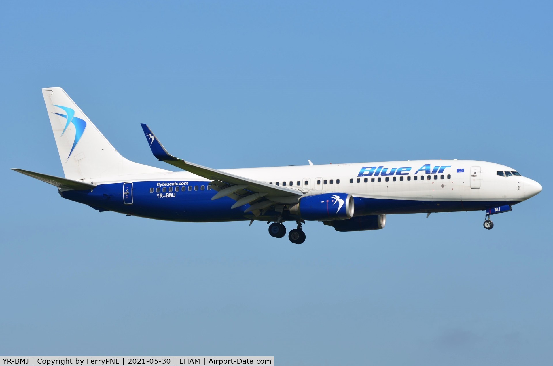 YR-BMJ, 2010 Boeing 737-82R C/N 40696, Blue Air B738