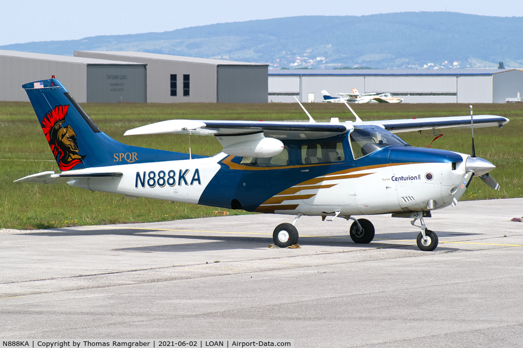 N888KA, Cessna T210L Turbo Centurion II Turbo Centurion C/N 21061046, private Cessna T210L Turbo Centurion II