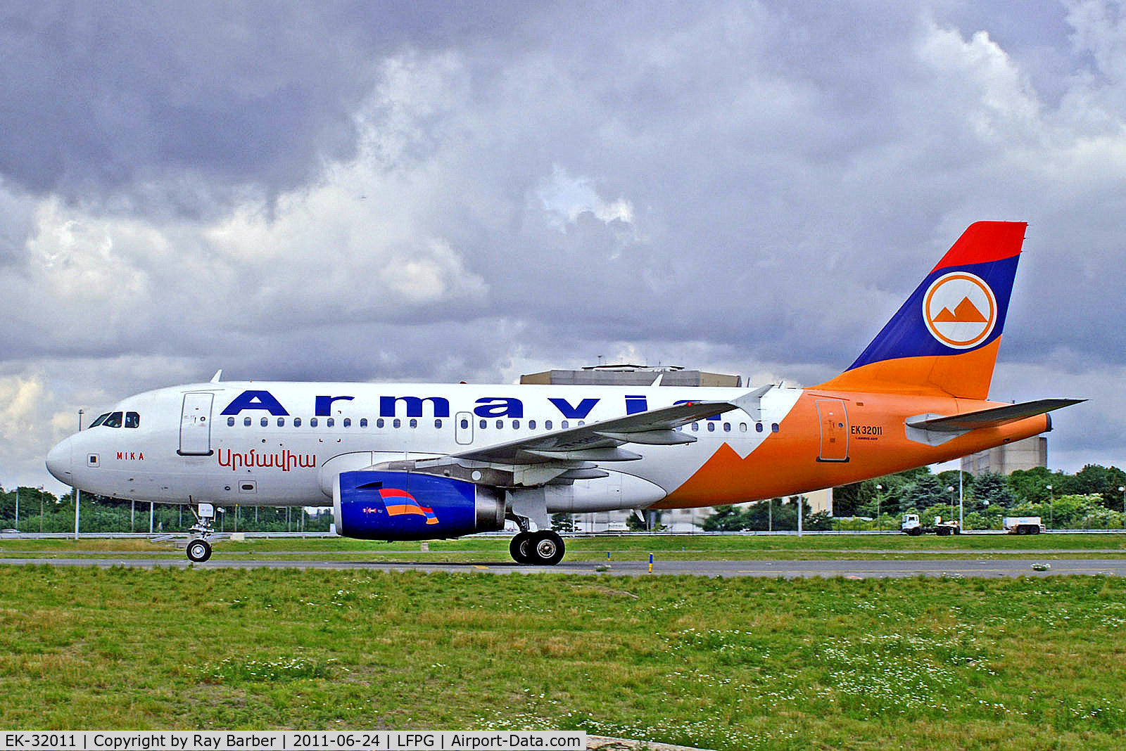 EK-32011, 2004 Airbus A319-132 C/N 2277, EK32011   (EK-32011) Airbus A319-132 [2277] (Armavia) Paris-Charles De Gaulle~F 24/06/2011