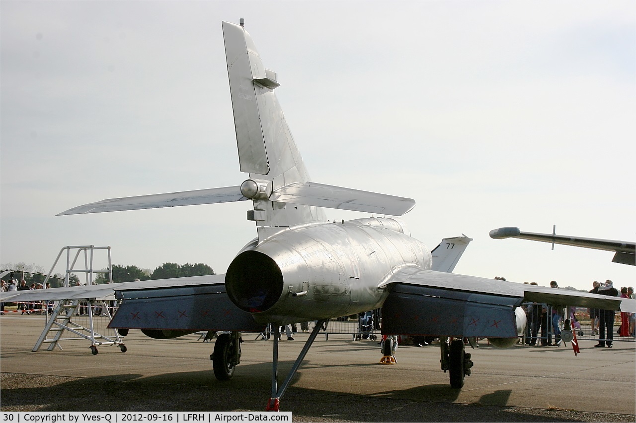 30, Dassault Super Etendard C/N 30, Dassault Super Etendard M (SEM), Static display, Lann Bihoué Air Base (LFRH-LRT) Open day 2012