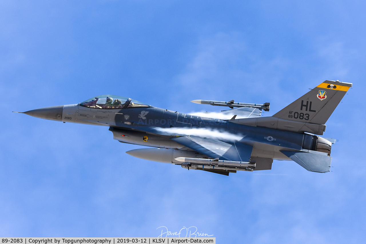 89-2083, General Dynamics F-16C Fighting Falcon C/N 1C-236, GOMER01 flexing off 3L