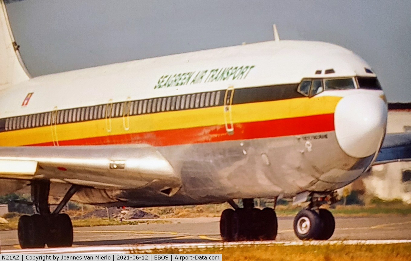 N21AZ, 1964 Boeing 707-351C C/N 18747, scan from slide