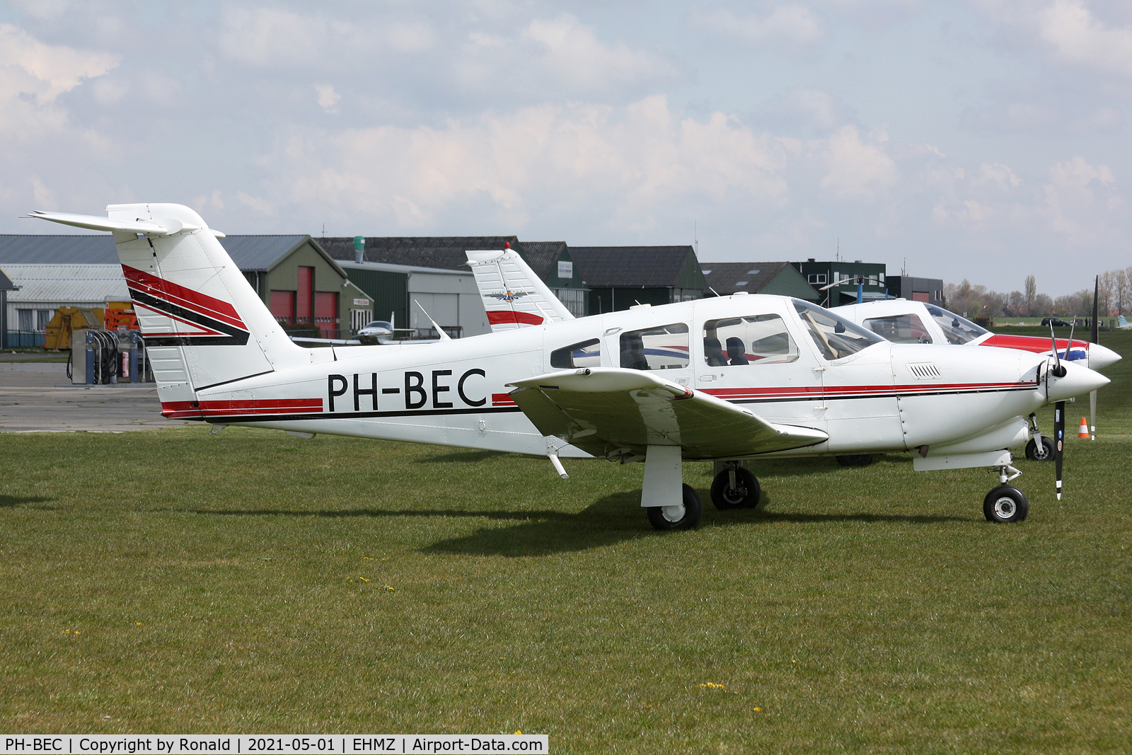 PH-BEC, 1981 Piper PA-28RT-201T Turbo Arrow IV C/N 28R-8131041, at ehmz