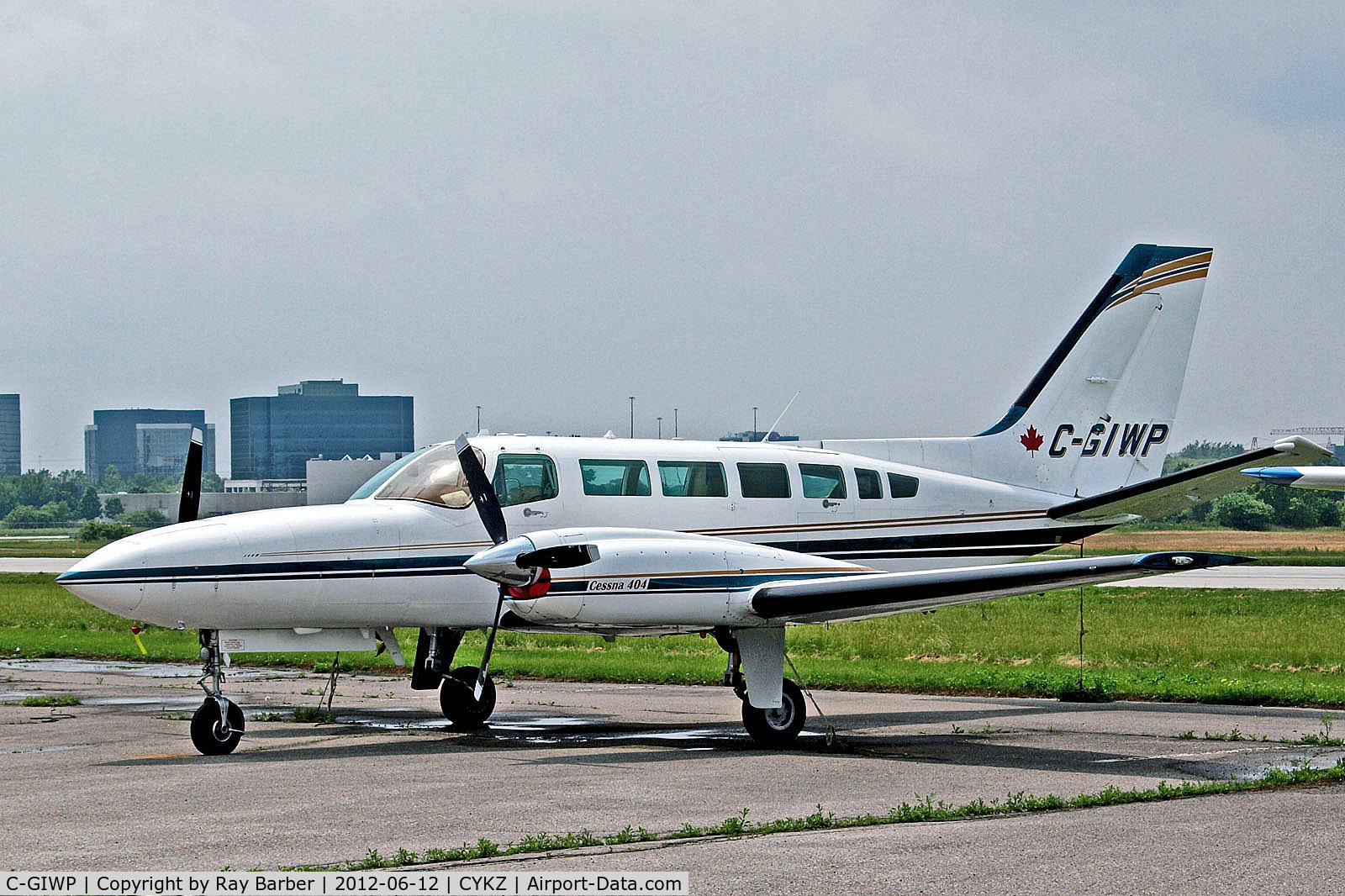 C-GIWP, 1980 Cessna 404 Titan C/N 404-0674, C-GIWP   Cessna 404 Titan [404-0674] Toronto-Buttonville~C 12/06/2012