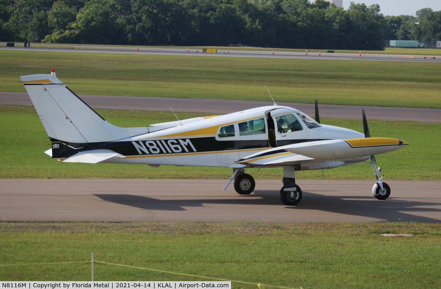 N8116M, 1964 Cessna 310I C/N 310I0116, Sun N Fun 2021