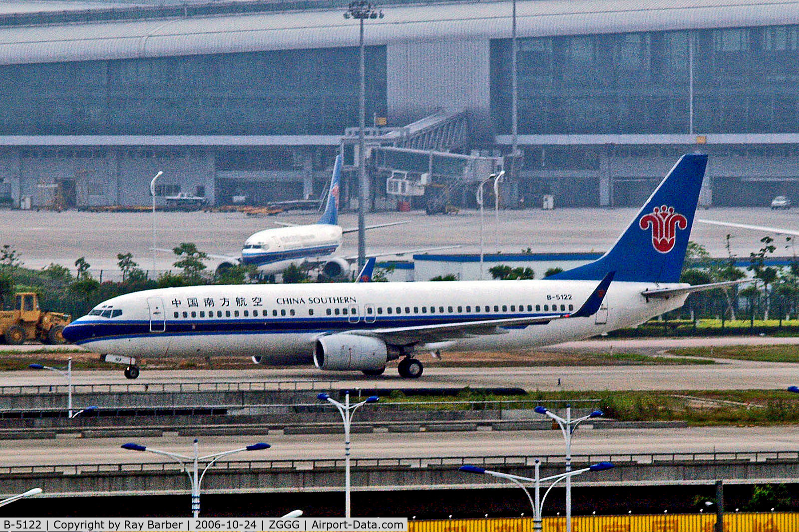B-5122, 2002 Boeing 737-83N C/N 32610, B-5122   Boeing 737-83N [32610] (China Southern Airlines) Guangzhou-Baiyun~B 24/10/2006