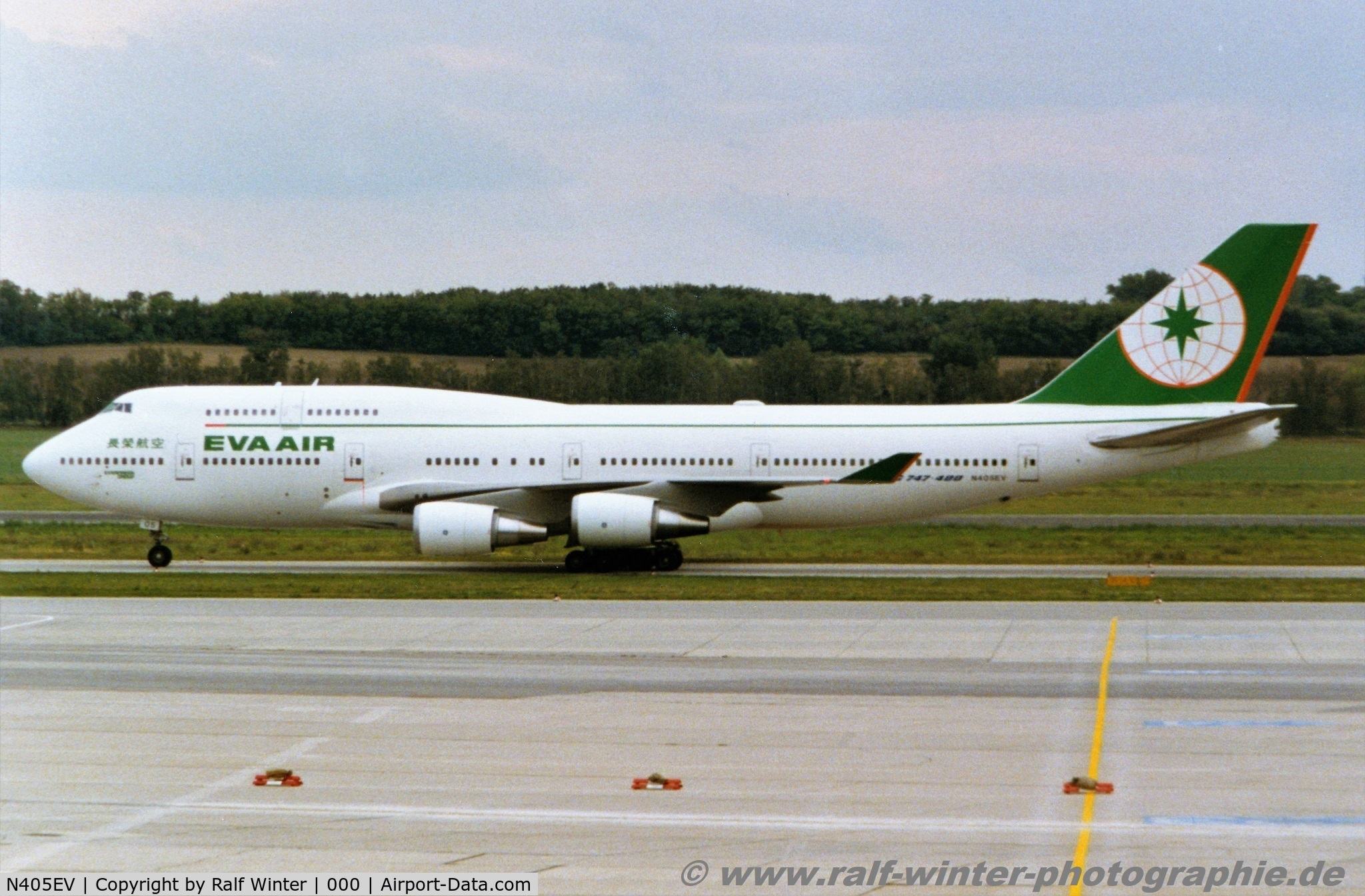 N405EV, 1993 Boeing 747-45E C/N 27142, Boeing 747-45E - BR EVA EVA Air - 27142 - N405EV