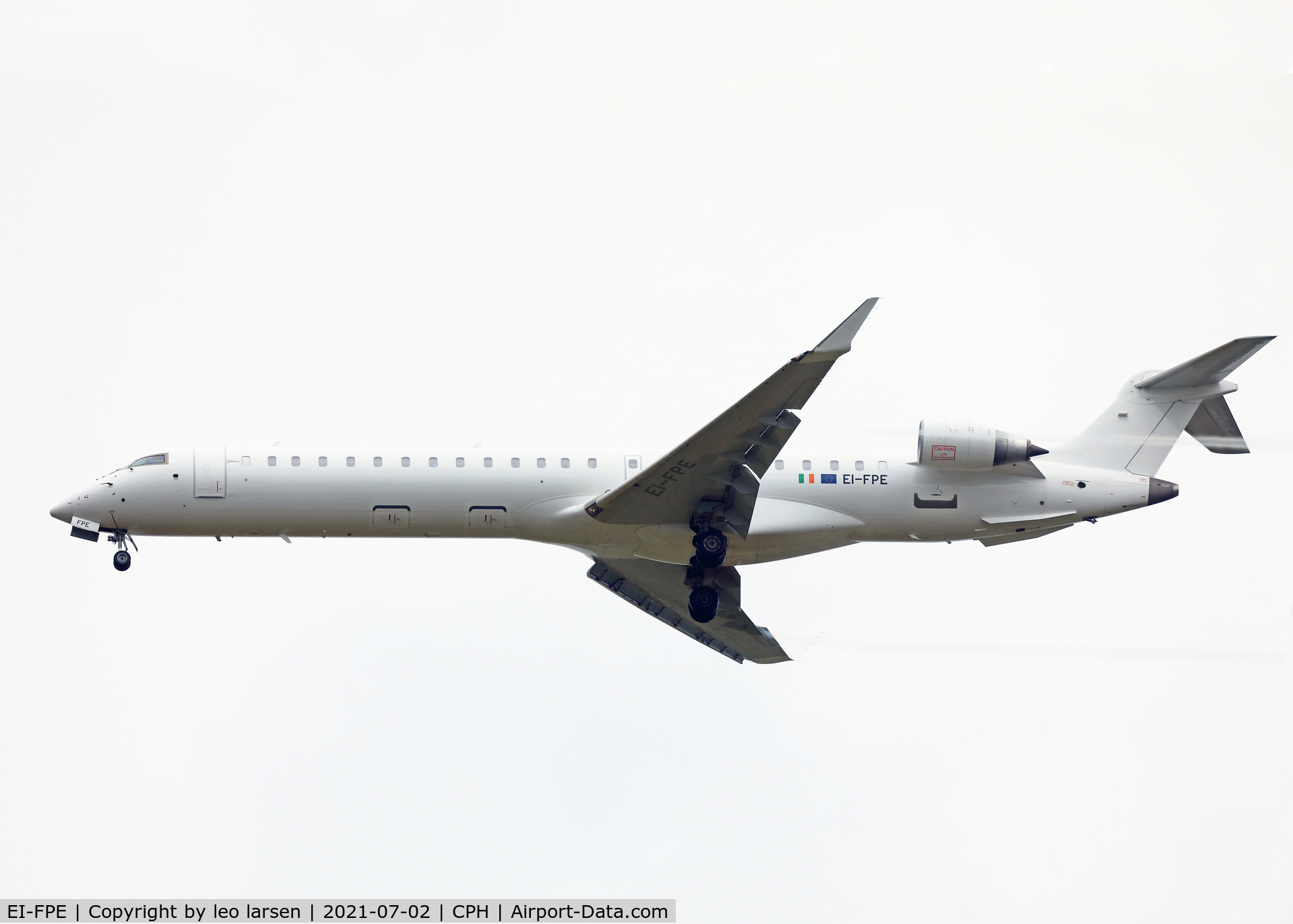 EI-FPE, 2016 Bombardier CRJ-900LR (CL-600-2D24) C/N 15402, Copenhagen 2.7.2021 L/D R-04R