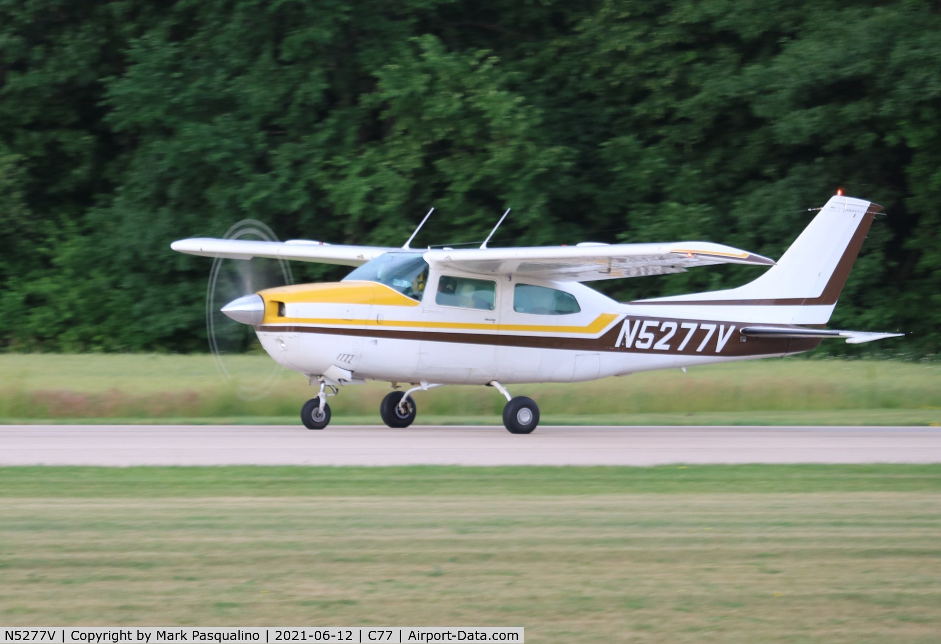N5277V, 1975 Cessna 210L Centurion C/N 21060892, Cessna 210L