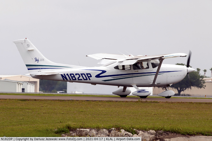 N182DP, 1998 Cessna 182S Skylane C/N 18280244, Cessna 182T Skylane  C/N 18281124, N182DP