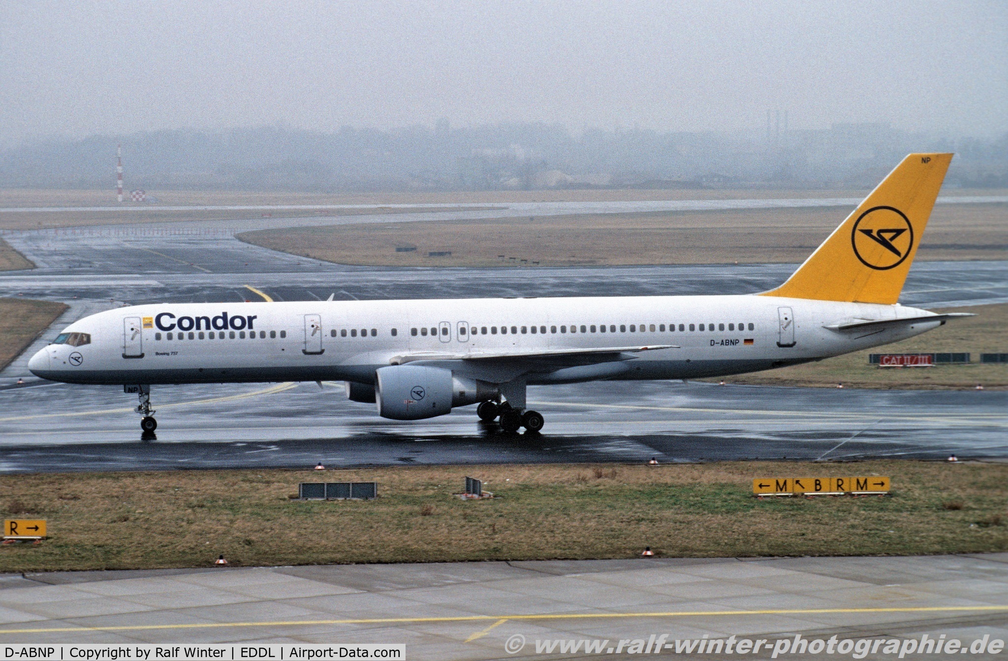 D-ABNP, 1993 Boeing 757-230 C/N 26433, Boeing 757-230 - DE CFG Condor - 26433 - D-ABNP - DUS