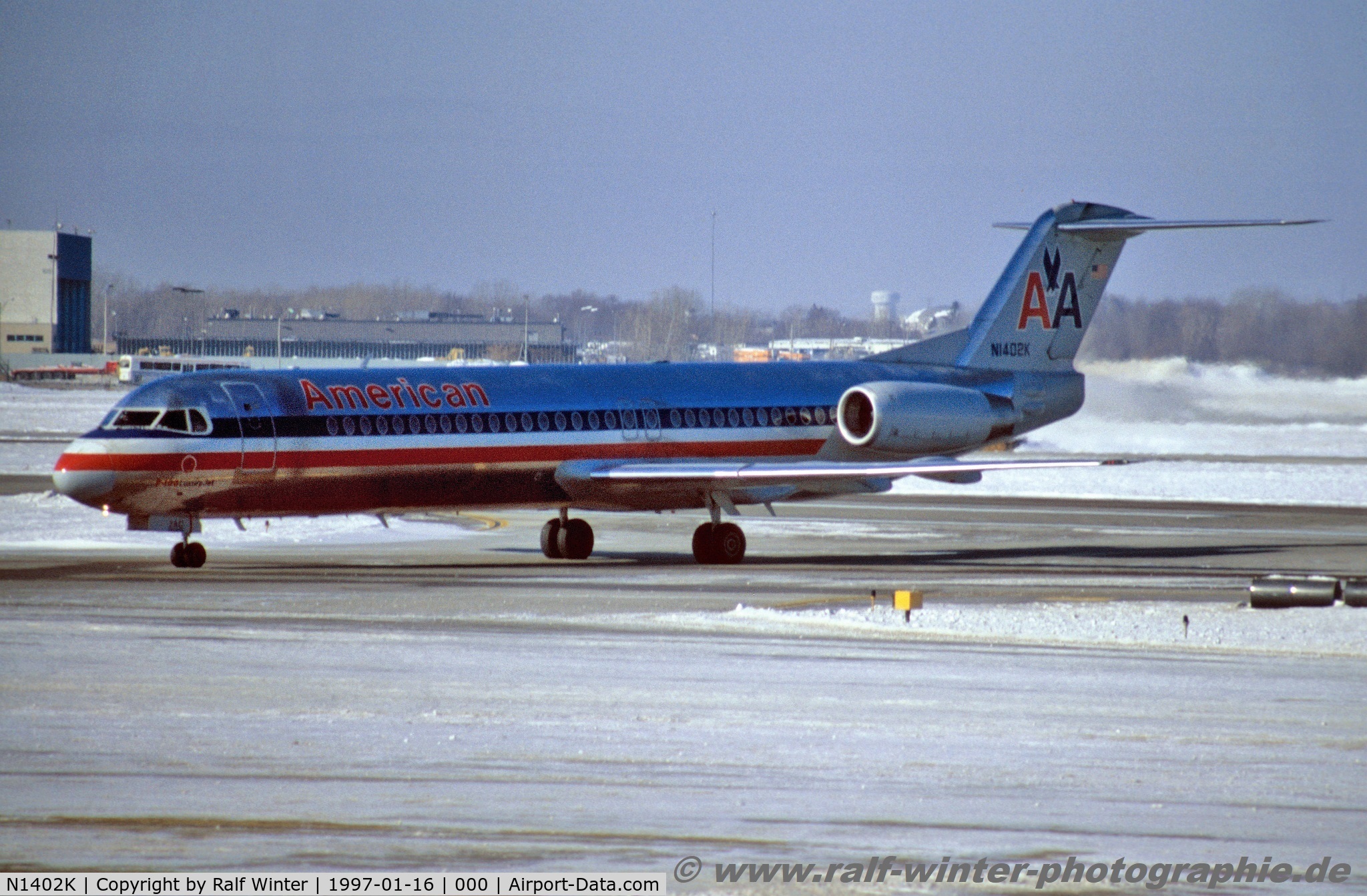 N1402K, 1991 Fokker 100 (F-28-0100) C/N 11353, Fokker 100 F28-0100 - AA AAL American Airlines - 11353 - N1402K - 16.01.1997