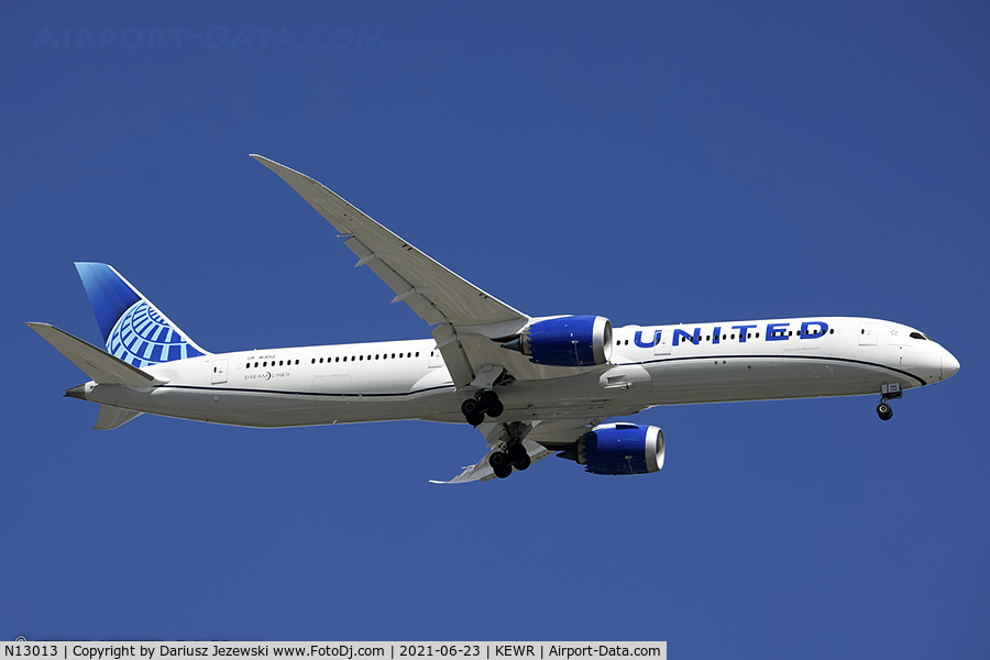 N13013, 2020 Boeing 787-10 Dreamliner C/N 40931, Boeing 787-10 Dreamliner - United Airlines  C/N 40931, N13013
