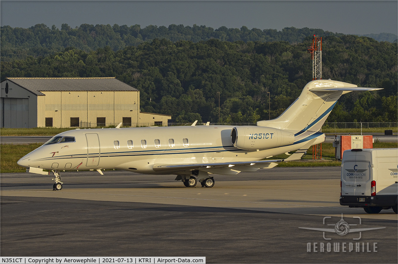 N351CT, 2019 Bombardier Challenger 350 (BD-100-1A10) C/N 20770, Parked at Tri-Cities Airport (KTRI)
13Jul21