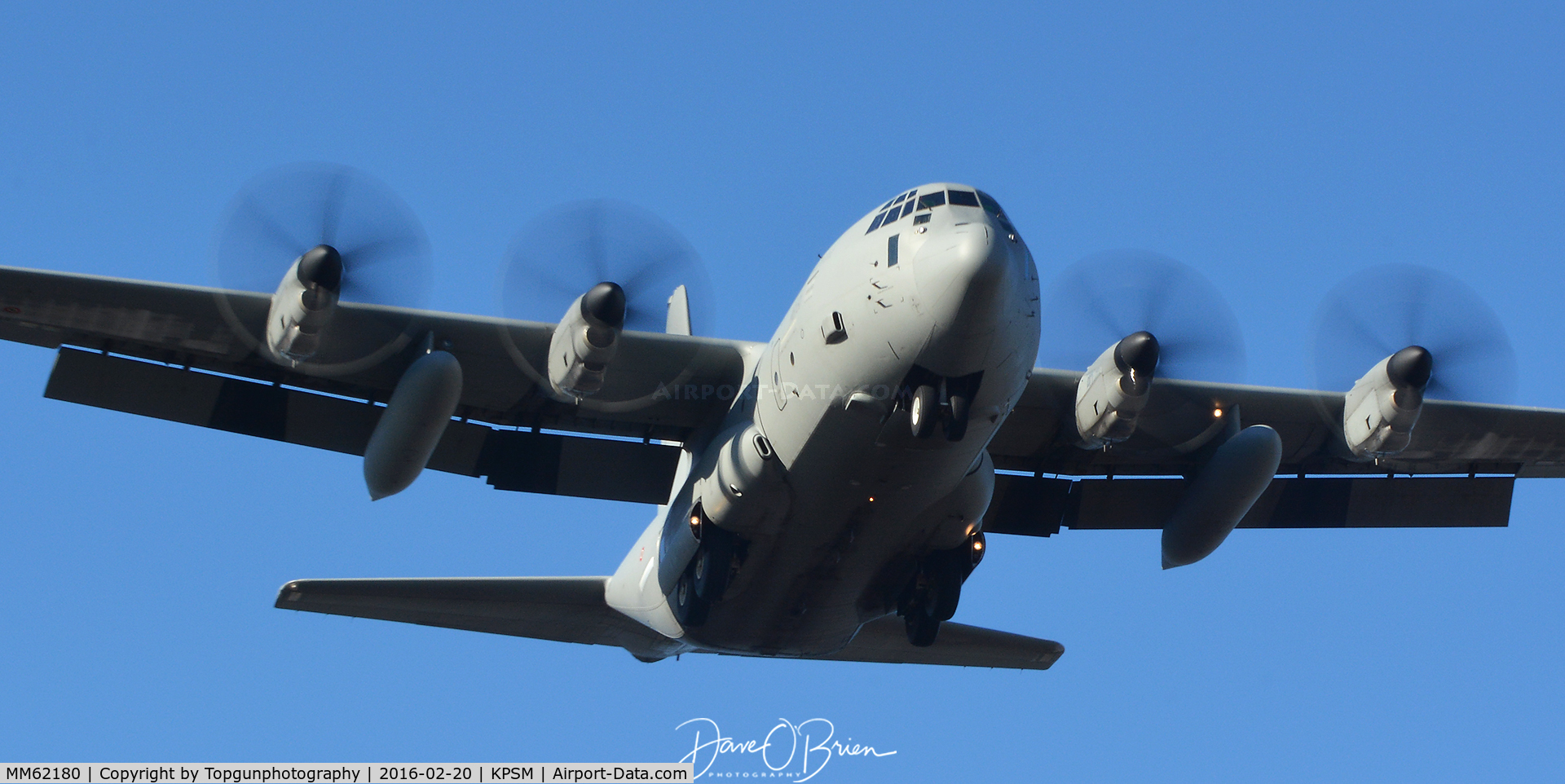 MM62180, Lockheed Martin C-130J Super Hercules C/N 382-5505, Support Herc inbound RW16