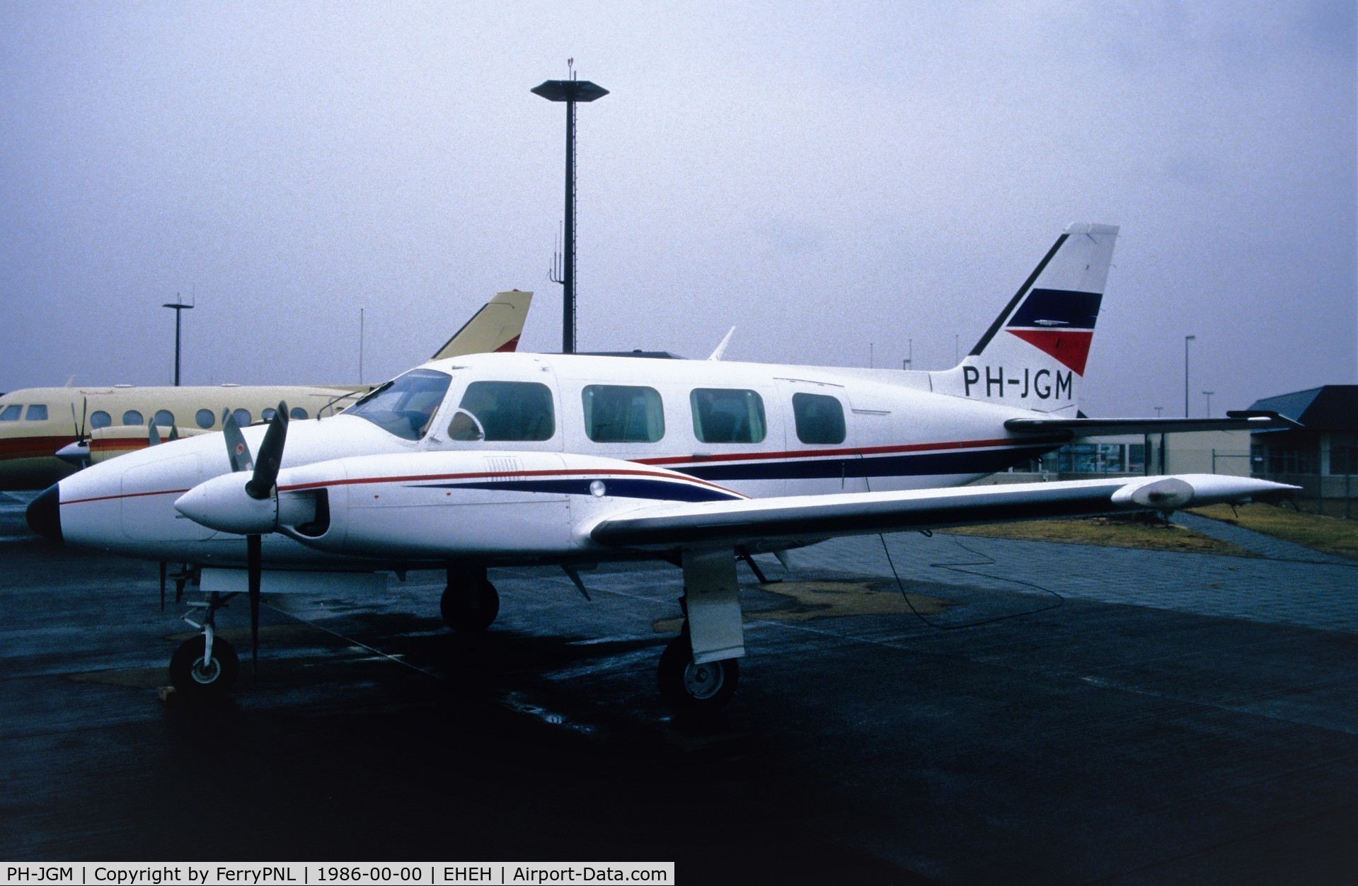 PH-JGM, 1980 Piper PA-31-325 Navajo C/R Navajo C/R C/N 31-8012077, PA31 parked in EIN