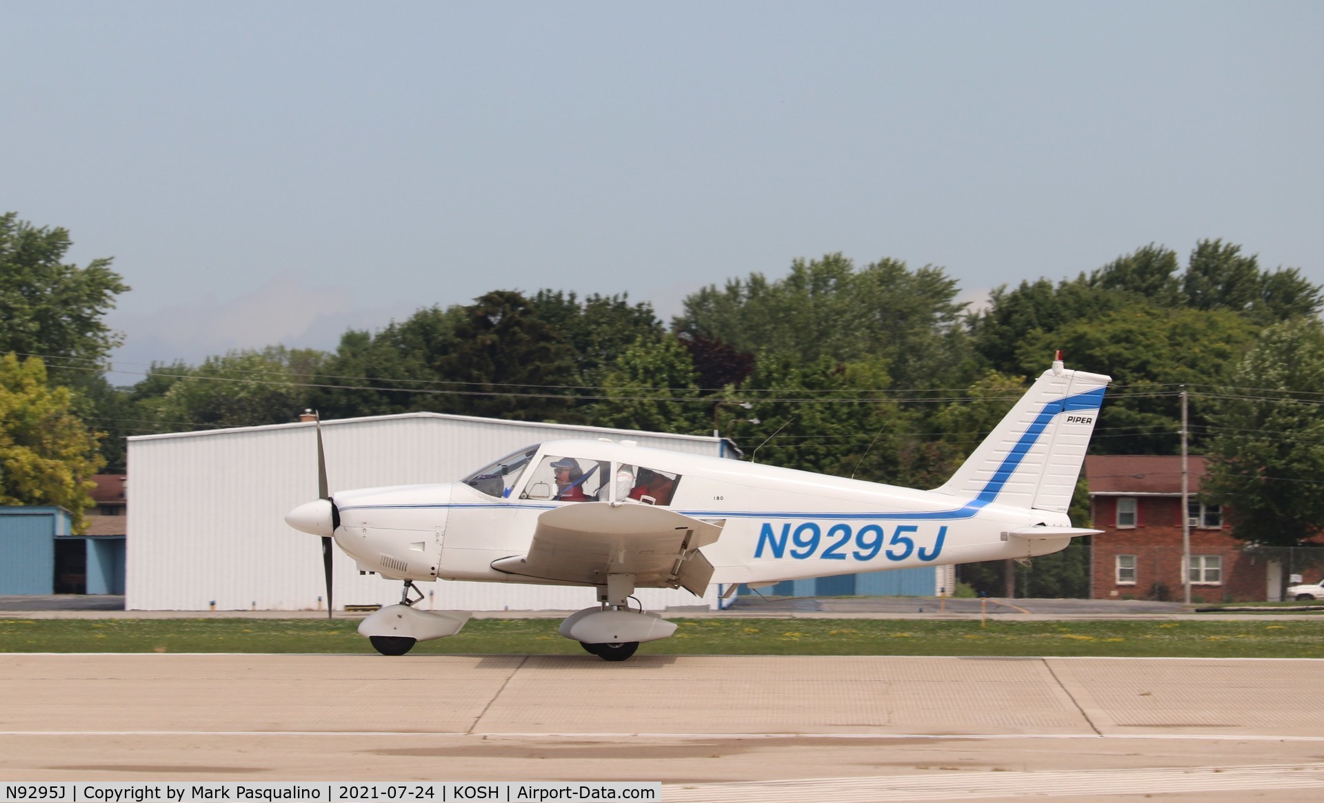 N9295J, Piper PA-28-180 C/N 28-3385, Piper PA-28-180