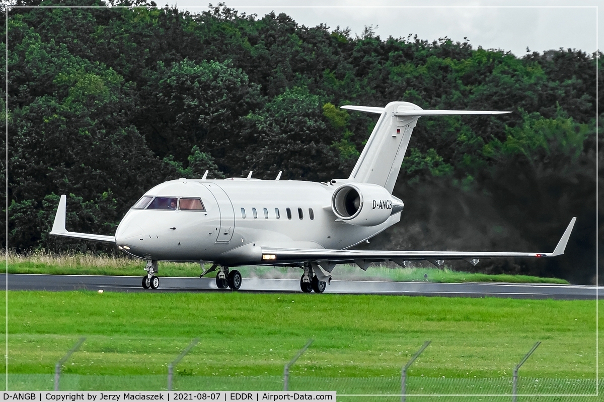 D-ANGB, 2002 Bombardier Challenger 604 (CL-600-2B16) C/N 5541, Bombardier Challenger 604 (CL-600-2B16), c/n: 5541