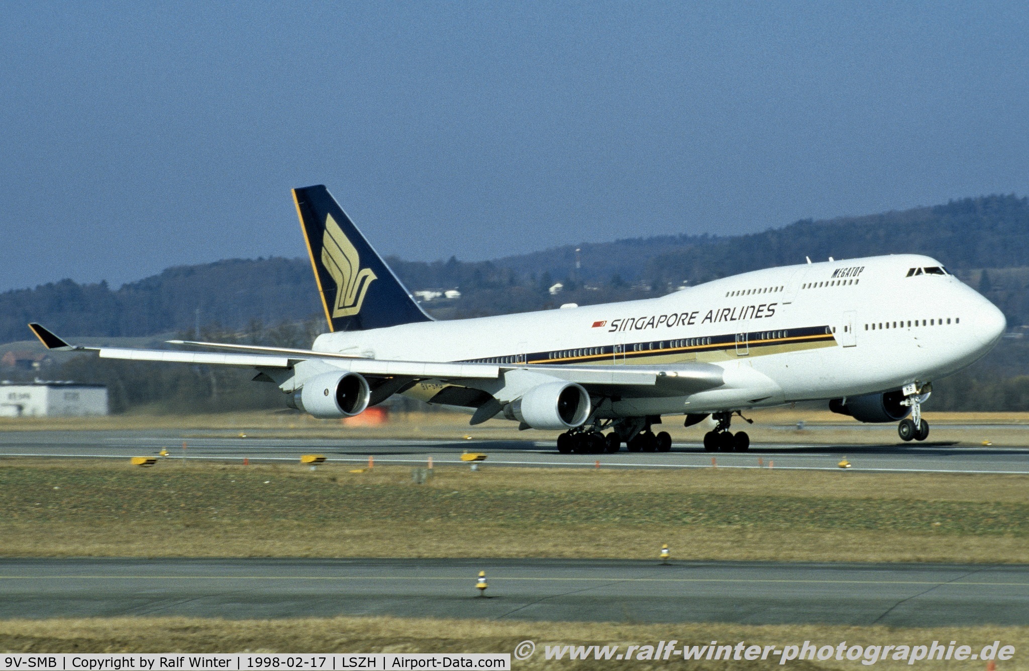 9V-SMB, 1988 Boeing 747-412 C/N 24062, Boeing 747-412 - Singapore Airlines - 24062 - 9V-SMB - 17.02.1998 - ZRH