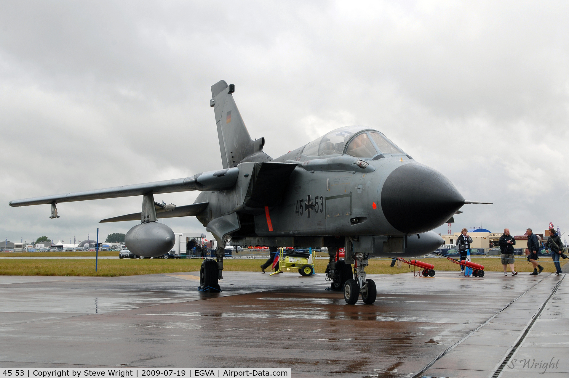45 53, Panavia Tornado IDS C/N 637/GS201/4253, RIAT 2009 RAF Fairford UK