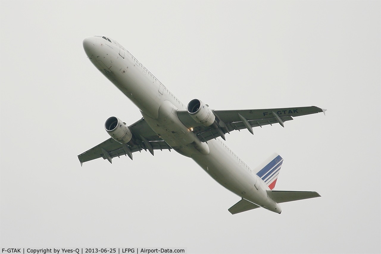 F-GTAK, 2001 Airbus A321-211 C/N 1658, Airbus A321-211, Climbing from Rwy 27L, Roissy Charles De Gaulle Airport (LFPG-CDG)