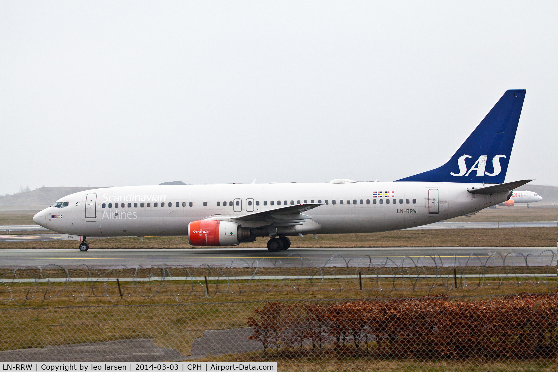 LN-RRW, 2004 Boeing 737-883 C/N 32277, Copenhagen 3.3.2014