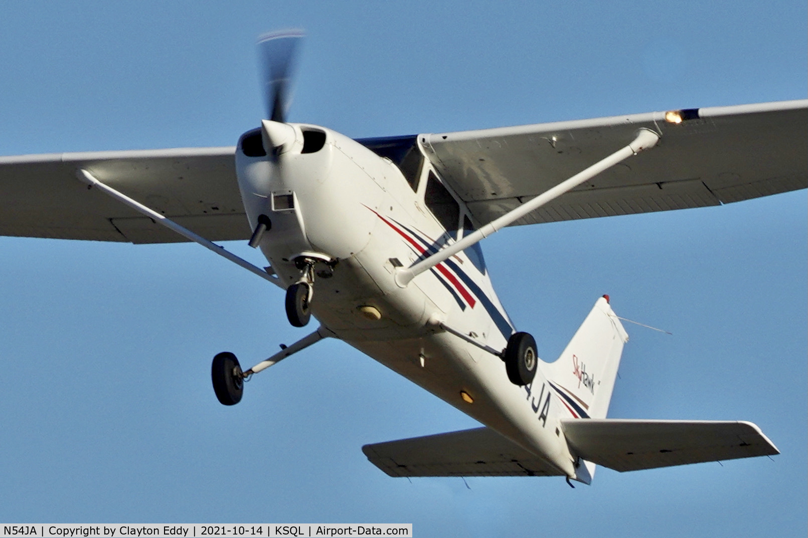 N54JA, 1998 Cessna 172R C/N 17280607, San Carlos airport California 2021.
