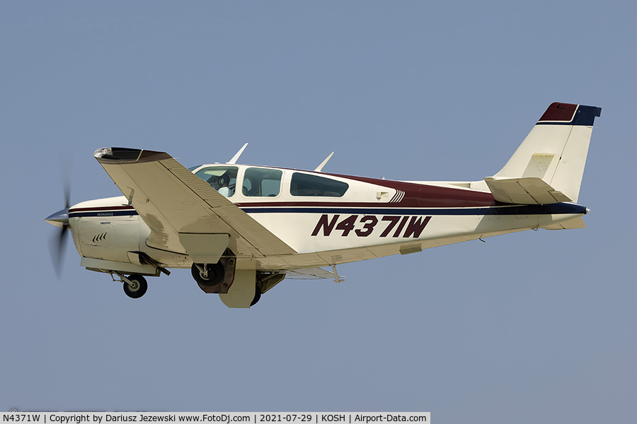 N4371W, 1974 Beech F33A Bonanza C/N CE-501, Beech F33A Bonanza  C/N CE-501, N4371W