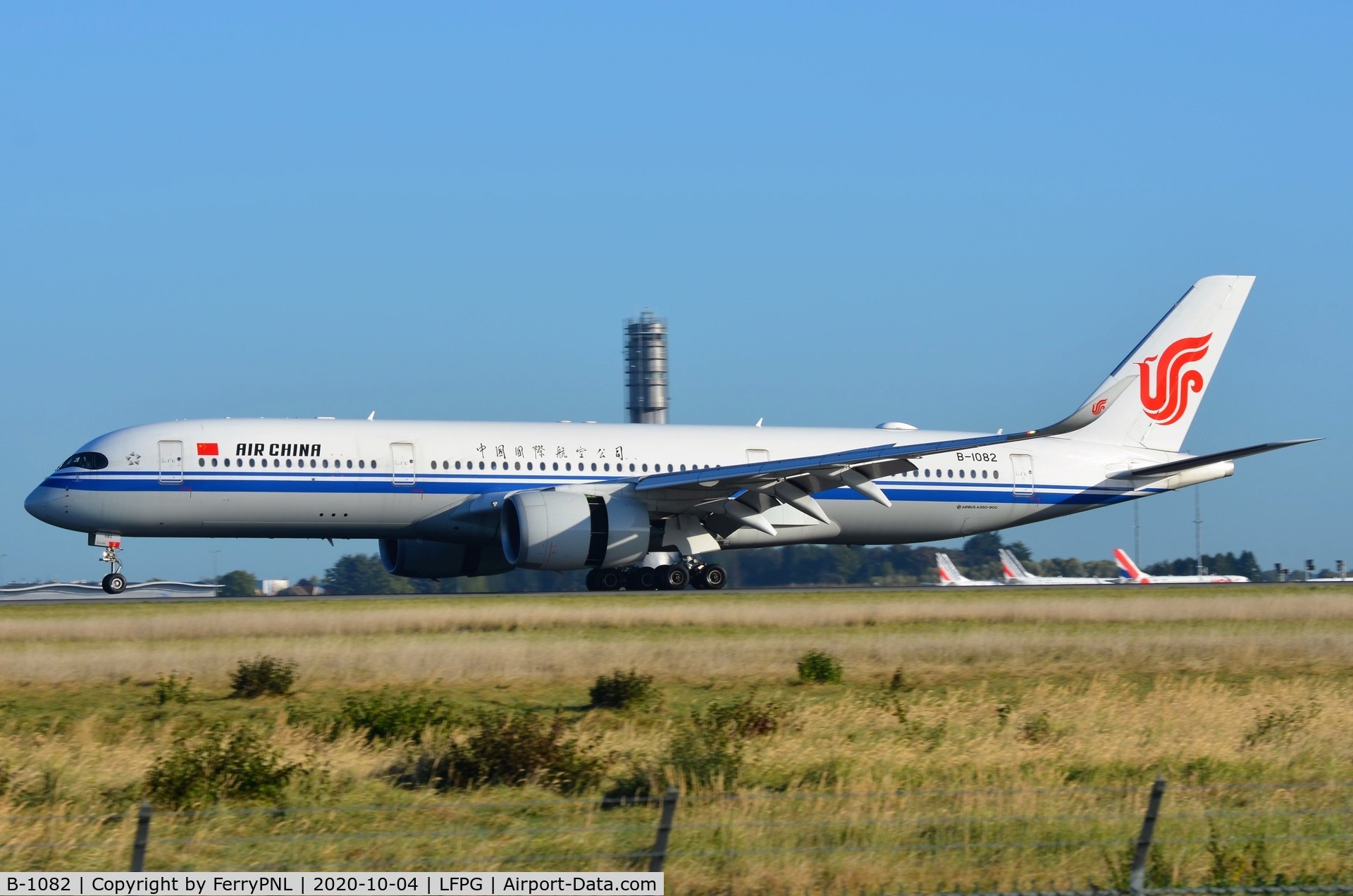 B-1082, 2018 Airbus A350-941 C/N 231, Air China A359 landing