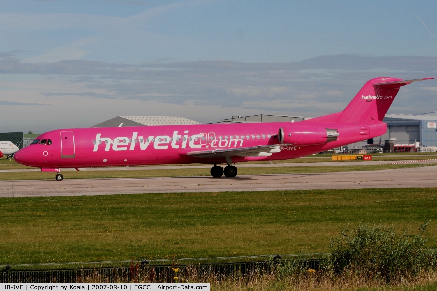 HB-JVE, 1993 Fokker 100 (F-28-0100) C/N 11459, Livery of an aquired taste