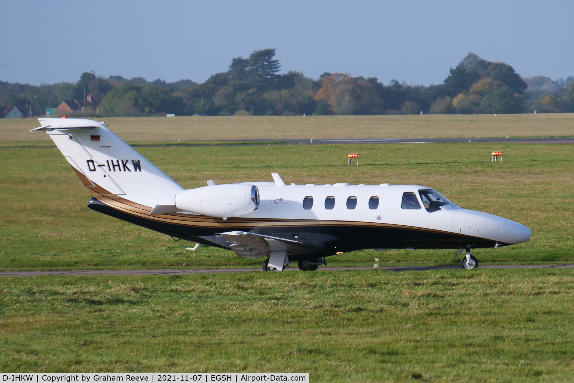 D-IHKW, 2008 Cessna 525 CitationJet CJ1+ C/N 525-0677, Departing from Norwich.