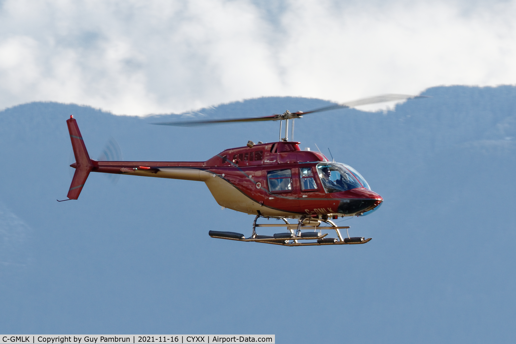 C-GMLK, 2010 Bell 206B JetRanger III C/N 4690, Landing