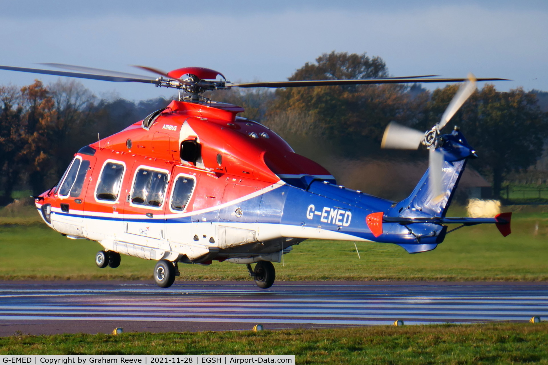 G-EMED, 2019 Airbus Helicopters EC-175B C/N 5039, Landing at Norwich.