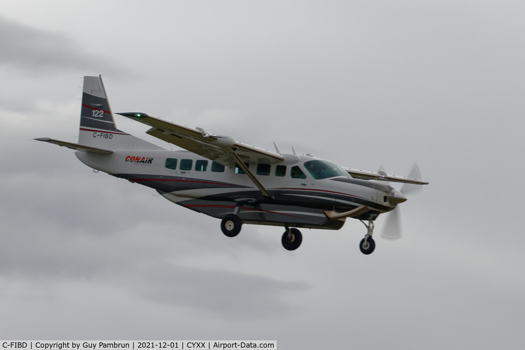 C-FIBD, 2016 Cessna 208B Grand Caravan EX C/N 208B-5311, Landing on 19
