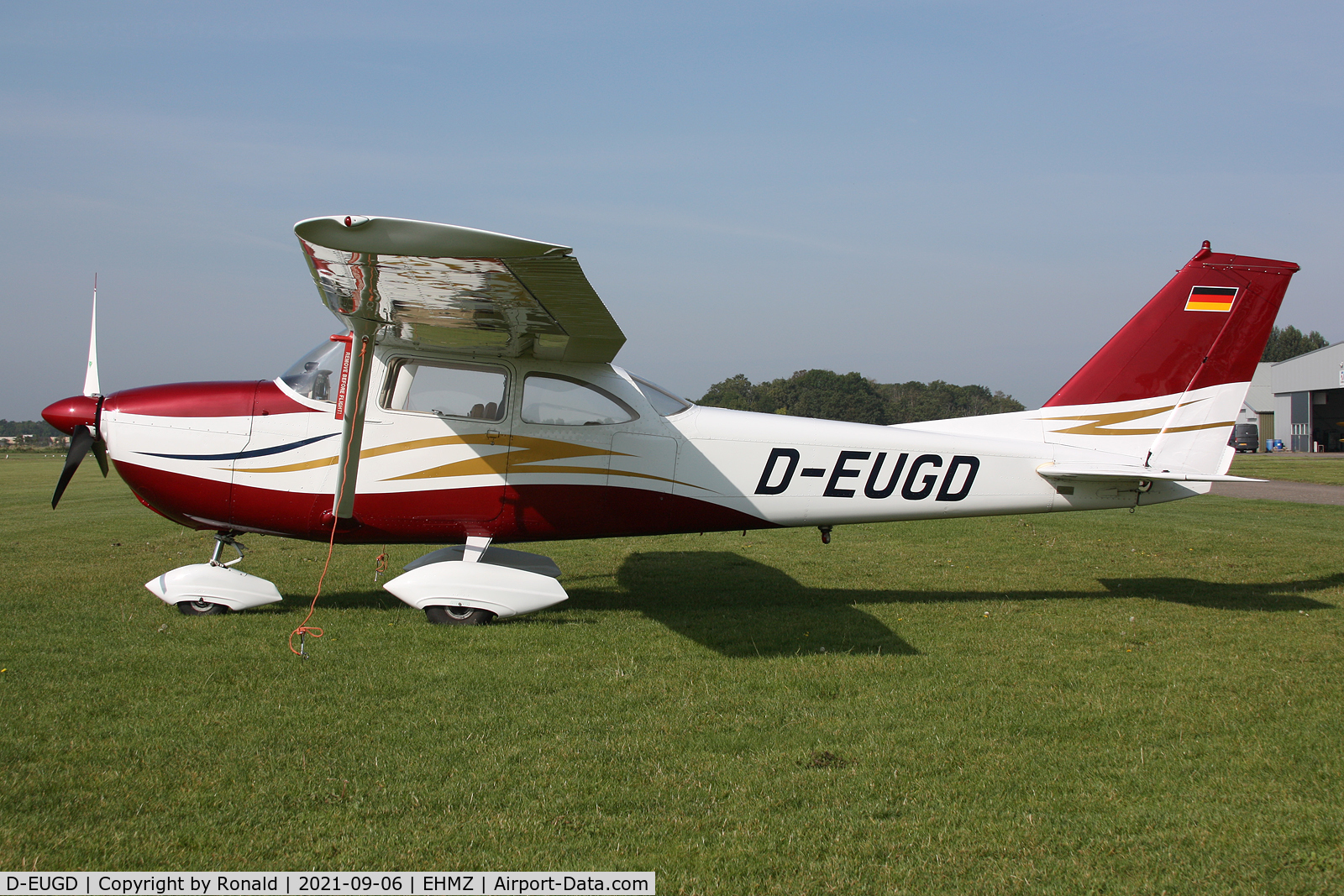 D-EUGD, 1966 Cessna 172H Skyhawk C/N 17254949, at ehmz
