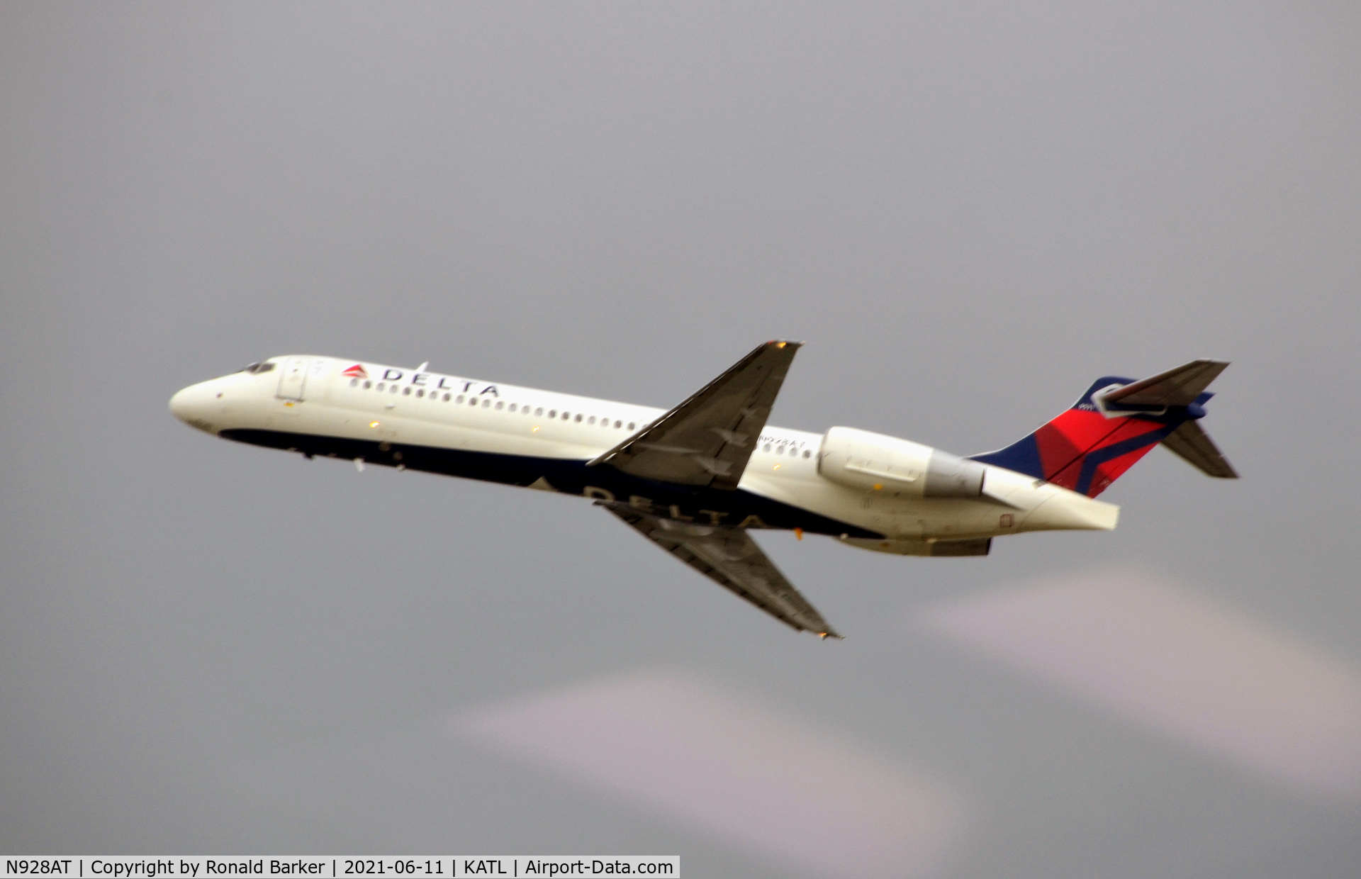 N928AT, 2000 Boeing 717-200 C/N 55076, Takeoff Atlanta