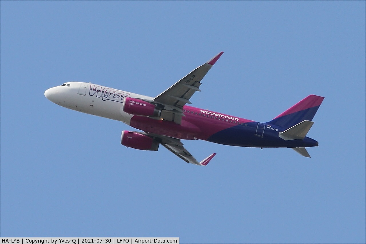 HA-LYB, 2014 Airbus A320-232 C/N 6093, Airbus A320-232, Climbing from rwy 24, Paris Orly Airport (LFPO-ORY)