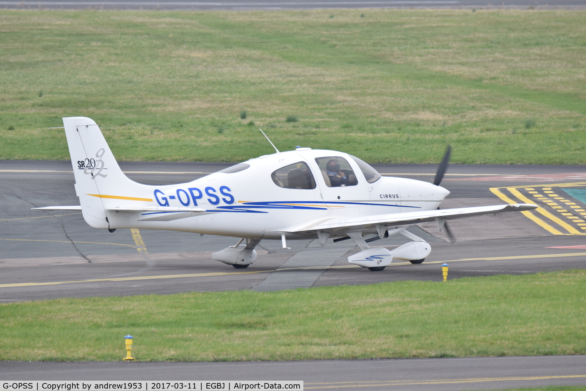 G-OPSS, 2004 Cirrus SR20 G2 C/N 1458, G-OPSS at Gloucestershire Airport.